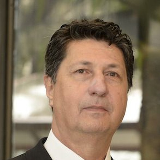 Prof. Donizetti Louro — Fundador da Lauris Co. Intelligence